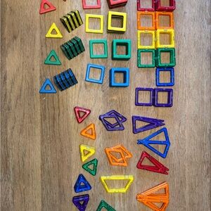 125 Piece Lot of kids magnetic tile blocks